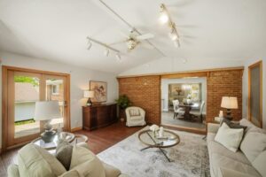 12 Huntsman Gate photo 15