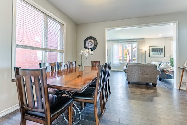 325 Gleave Terrace Milton