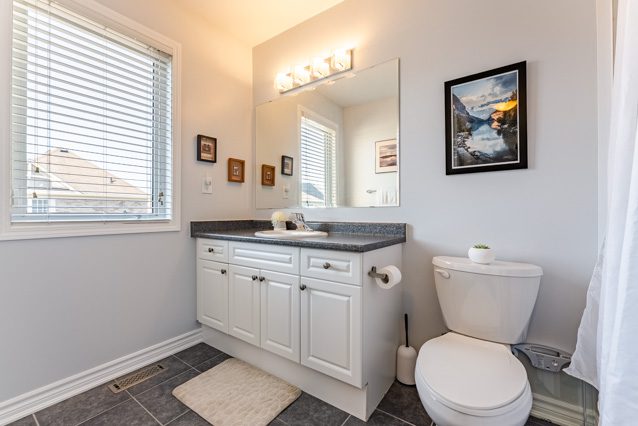 325 Gleave Terrace Milton