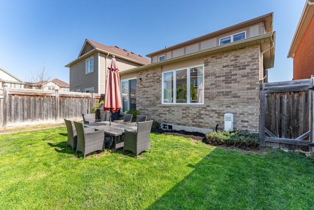 325 Gleave Terrace Milton